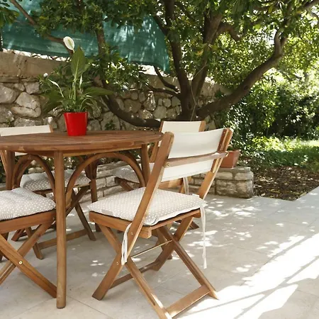 Vesna With Terrace Apartment Baska (Krk)